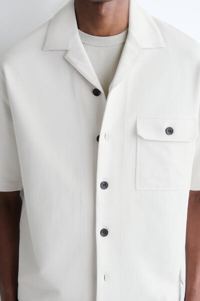 COS コットンユーティリティシャツ