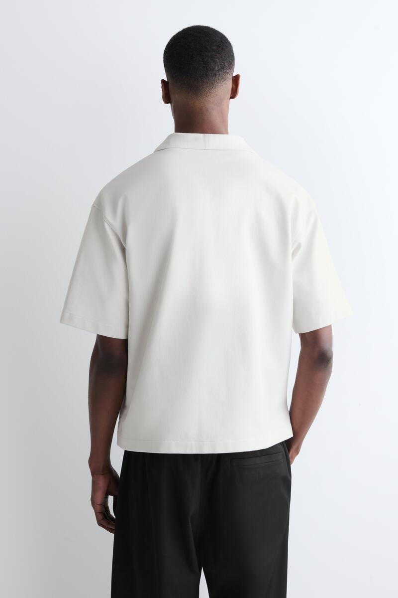 COS コットンユーティリティシャツ