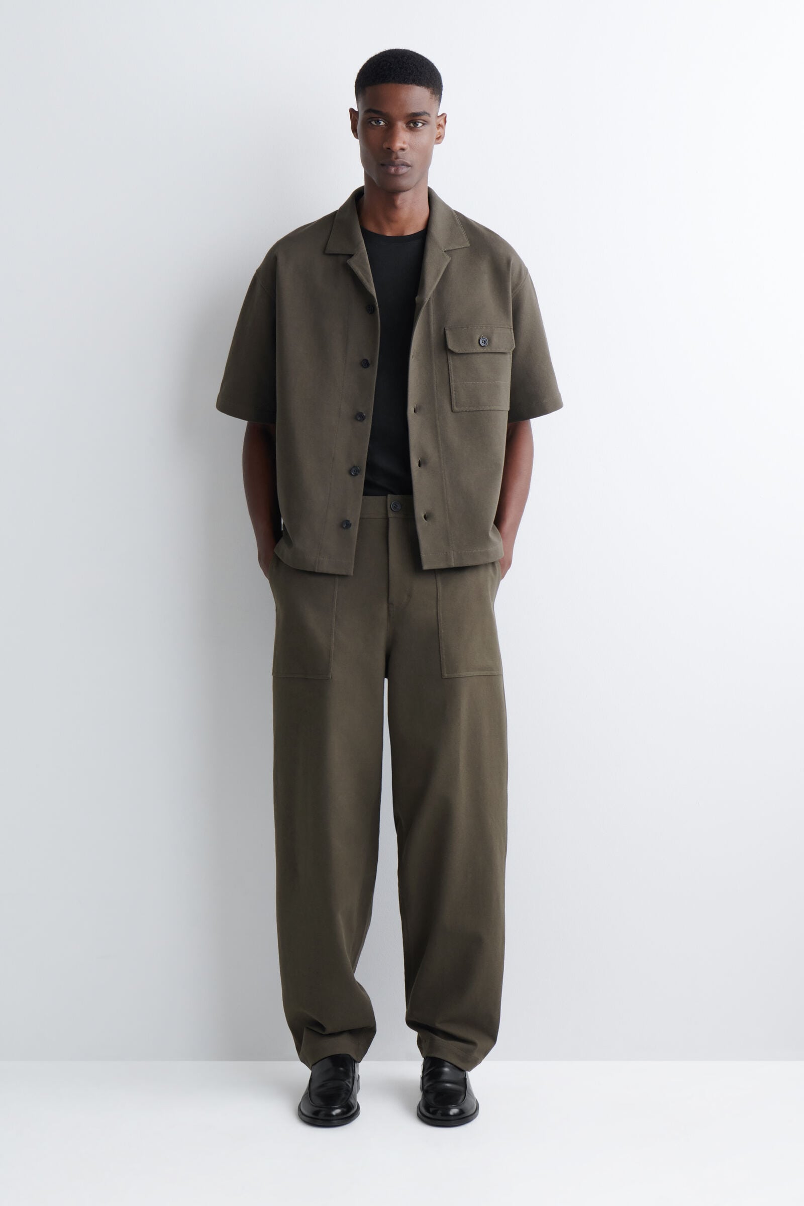 COTTON RELAXED-FIT STRAIGHT-LEG UTILITY TROUSERS コットン