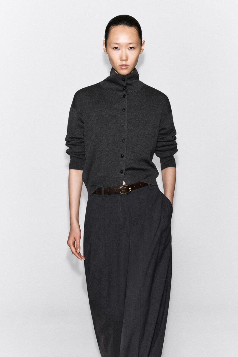 MERINO WOOL FUNNEL-NECK CARDIGAN メリノウール ファンネルネック