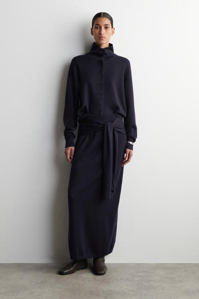 COS タイウエストメリノウールミディスカート