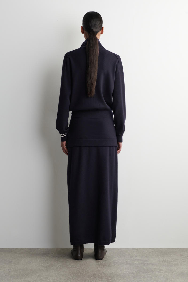 COS タイウエストメリノウールミディスカート