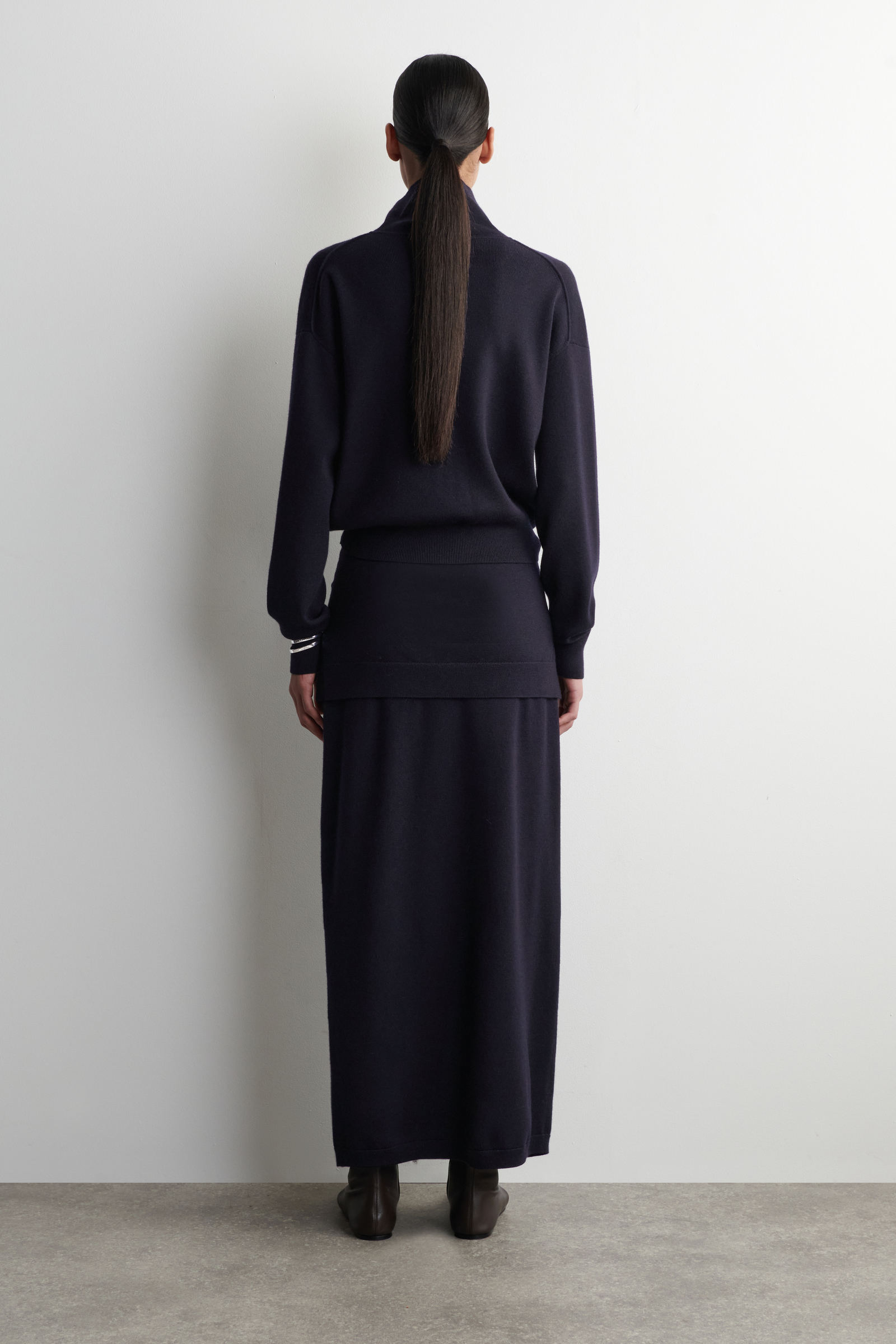 TIE-WAIST MERINO WOOL MIDI SKIRT タイウエストメリノウールミディ 