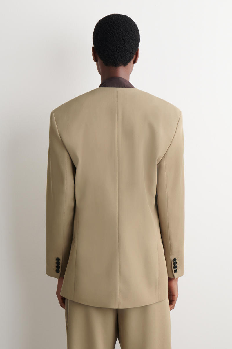 COS ノーカラー ウールツイル ブレザー