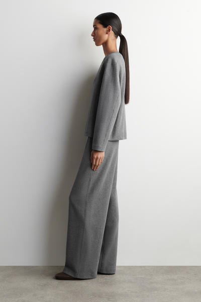 COS コットン長袖トップス