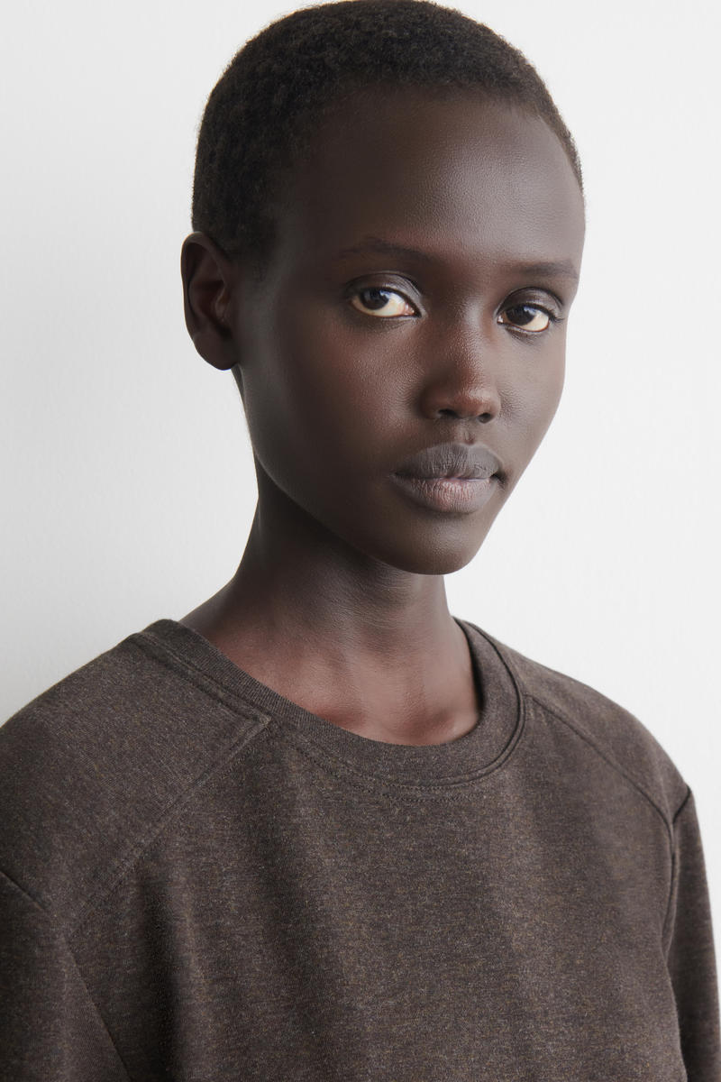 COS コットン長袖トップス