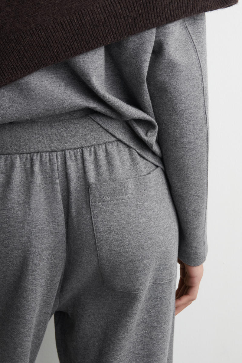 COS ワイドレッグコットンジョガー