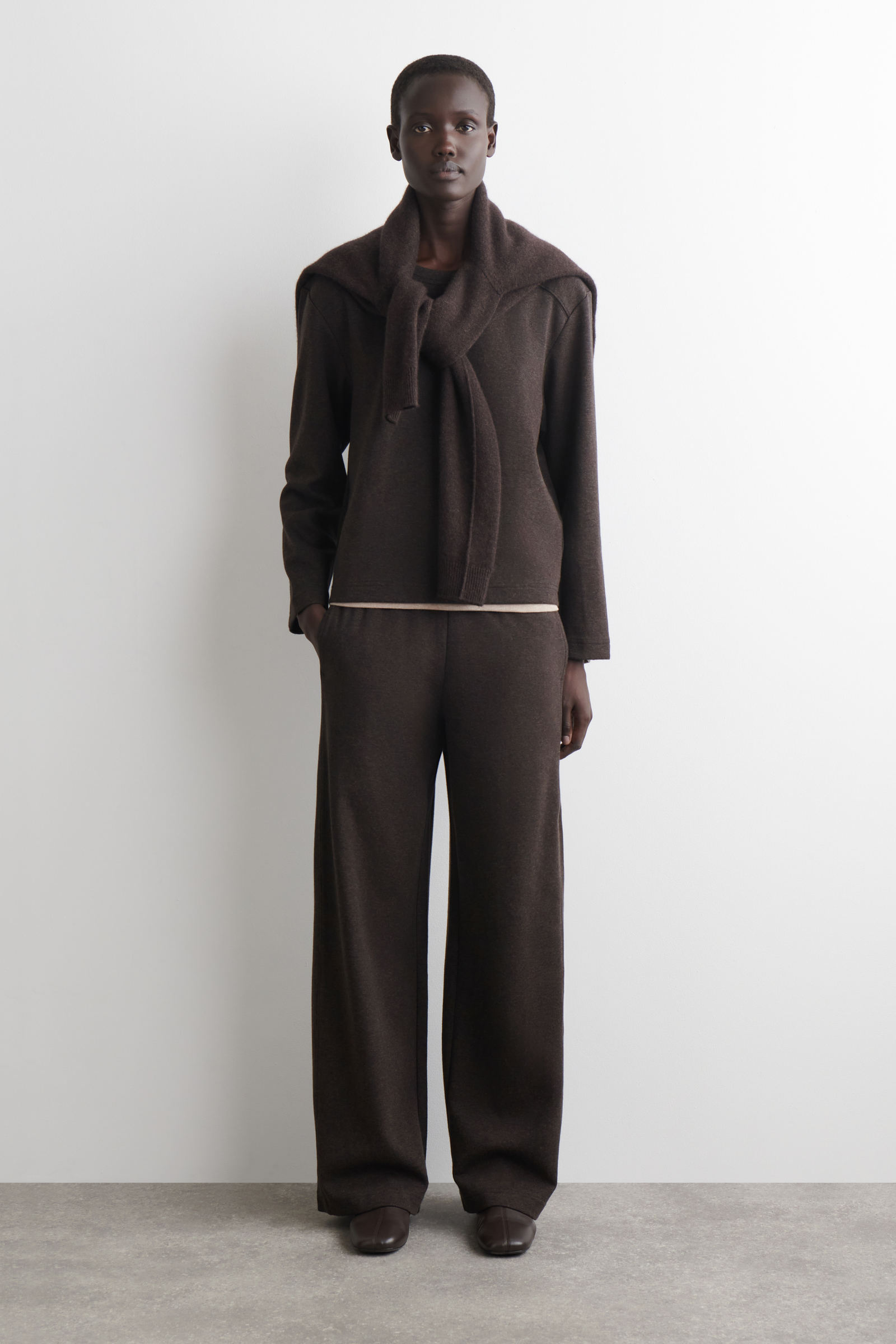 WIDE-LEG COTTON JOGGERS ワイドレッグコットンジョガー ダーク