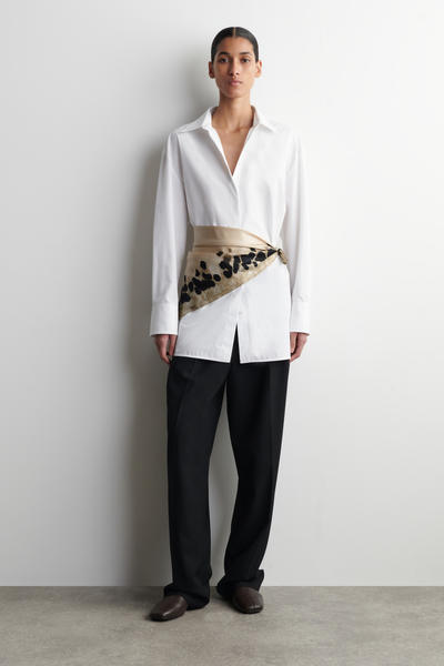 COS アニマルプリントシルクスカーフ