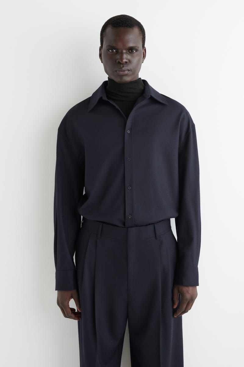 COS ウールフランネルシャツ