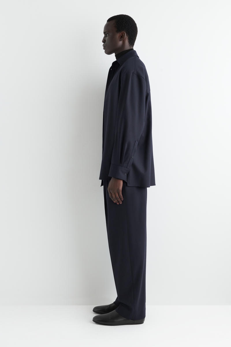 COS ウールフランネルシャツ