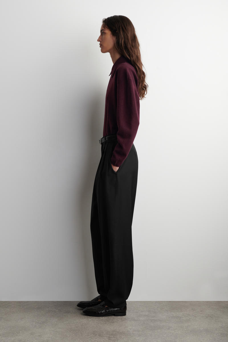 COS メリノウールヤクジップアップポロシャツ