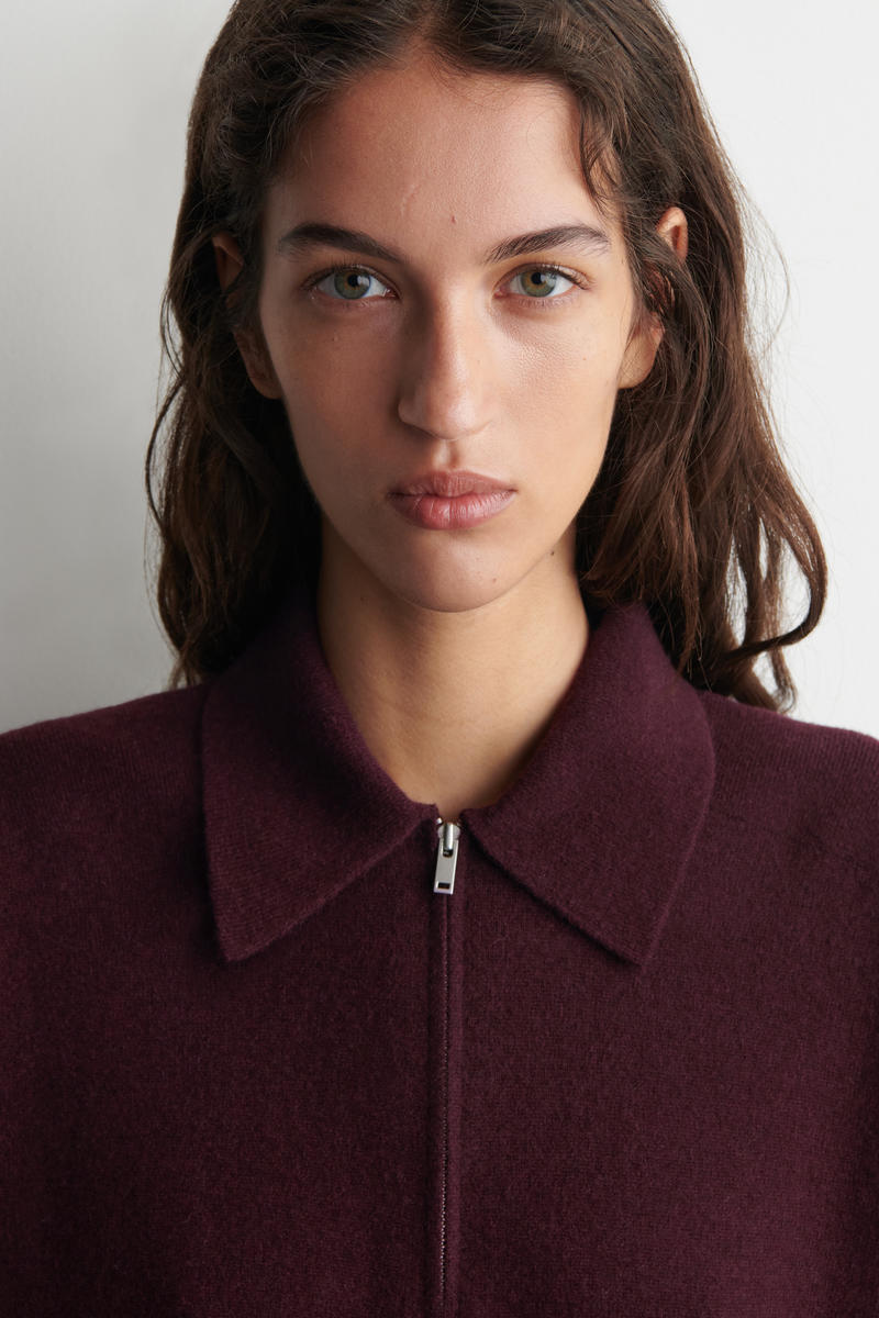 COS メリノウールヤクジップアップポロシャツ