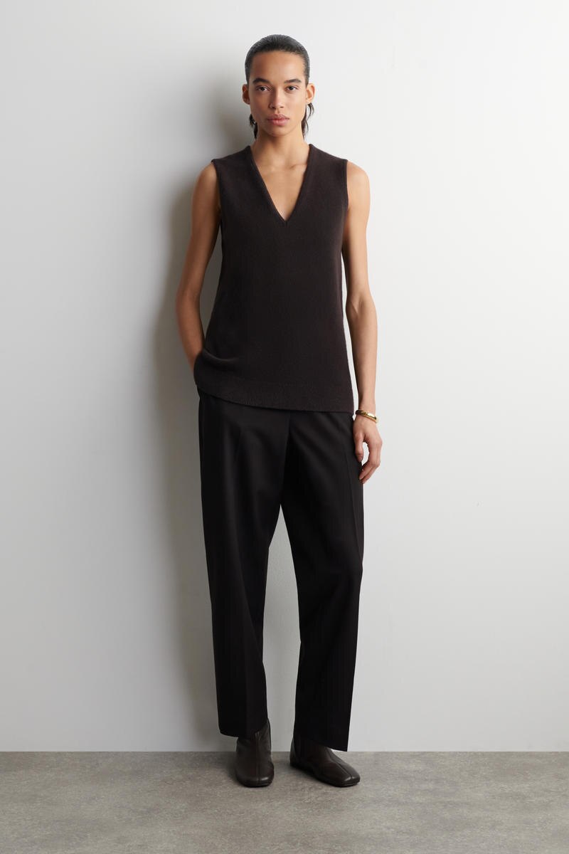 COS ウールVネックチュニックベスト