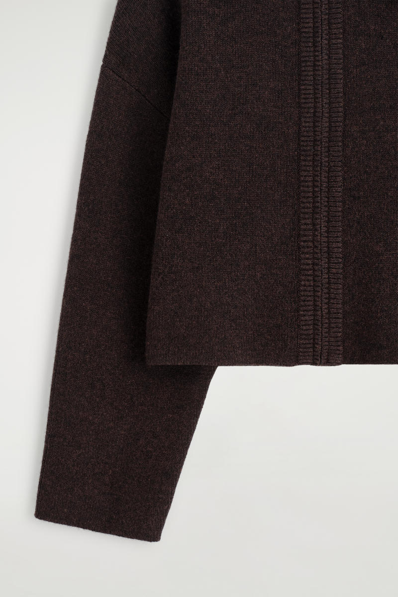 COS クロップドニットメリノウールジャケット