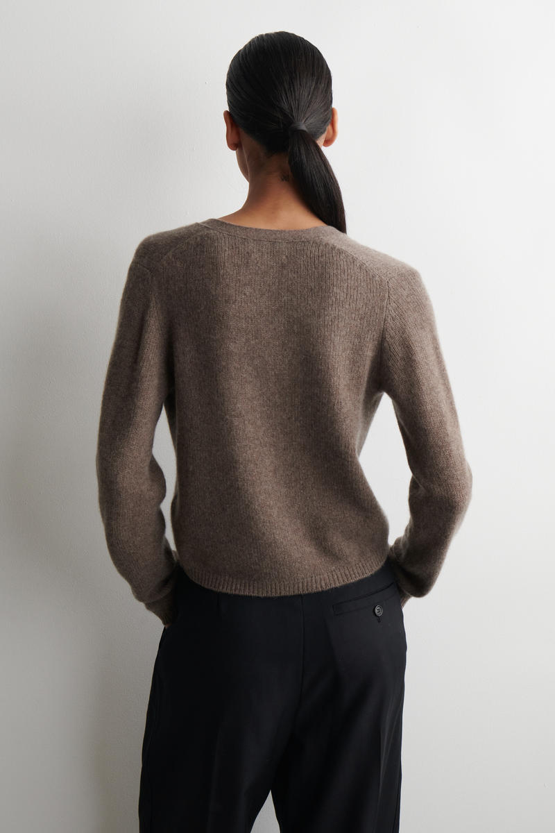 COS カシミヤVネックカーディガン