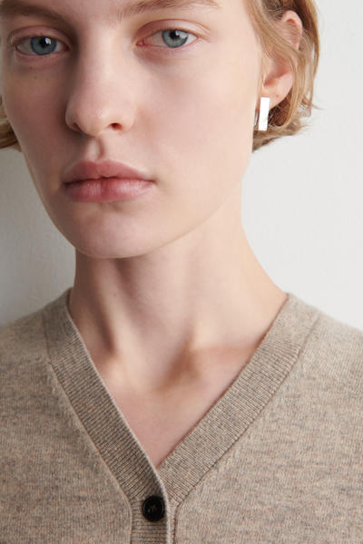 COS メリノウールVネックカーディガン