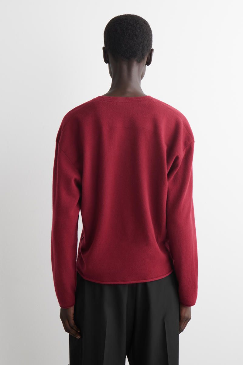 COS メリノウールVネックカーディガン