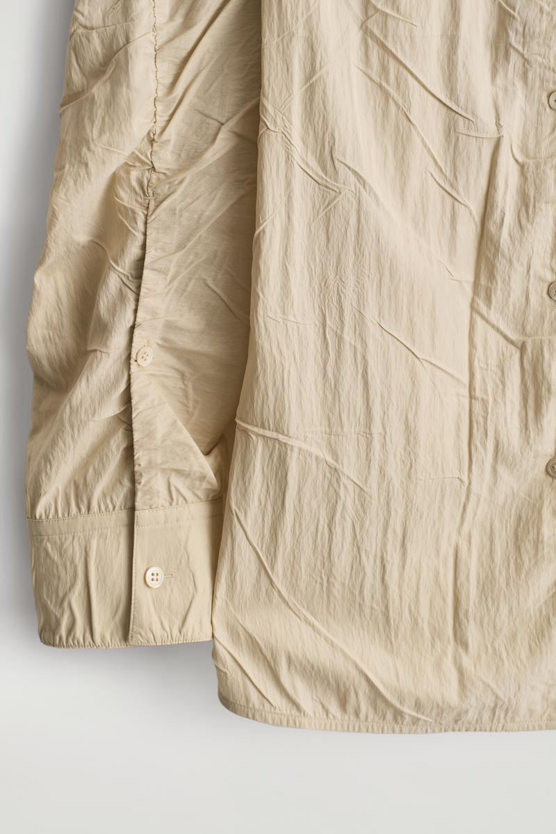 COS しわ加工 シルクシャツ