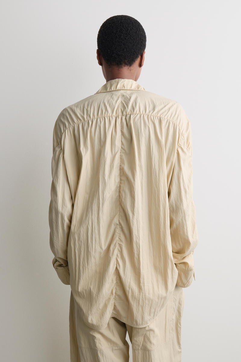 COS しわ加工 シルクシャツ