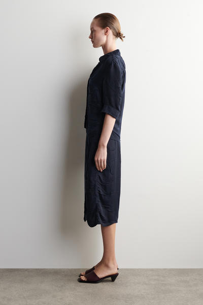 COS ギャザード しわ加工シャツ