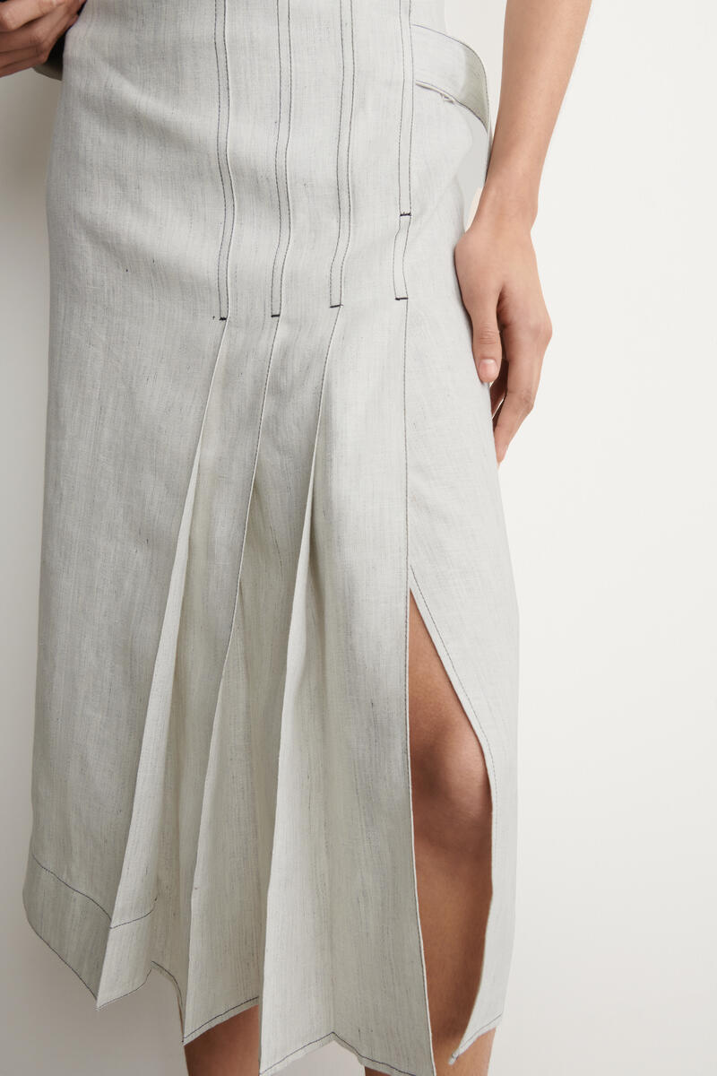 COS ベルト付き プリーツ入り リネンミディスカート