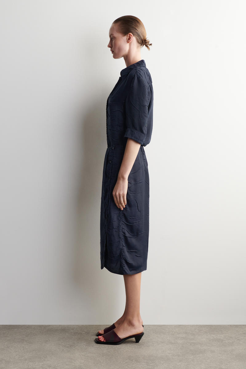 COS ギャザー入り シワ加工ミディスカート