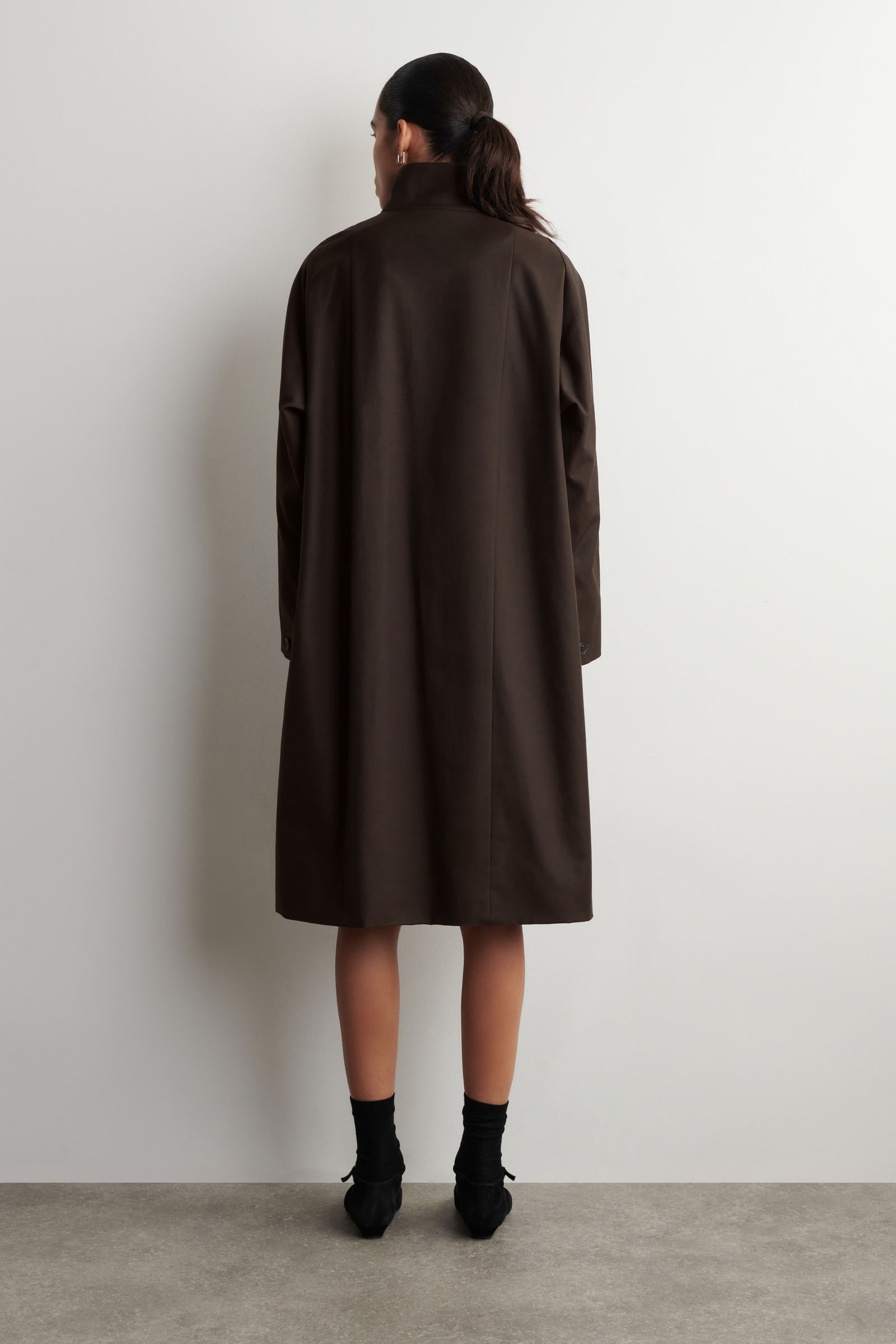 COS 完売オーバーサイズファネルネックコート ダークブラウン　36 OVERSIZED FUNNEL-NECK COAT オーバーサイズ ファネルネックコート