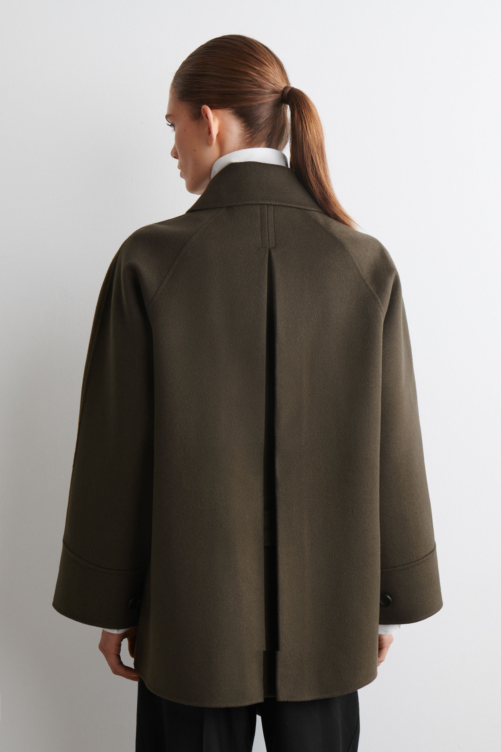 FUNNEL-NECK DOUBLE-FACED WOOL SHORT COAT ファネルネックダブル