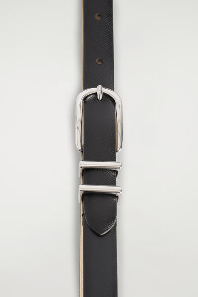 COS サフィアーノレザーベルト