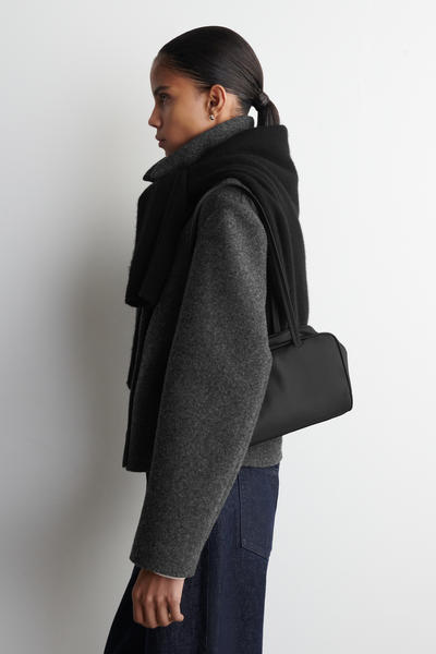 COS Marais ボウリングバッグ - ナイロン素材