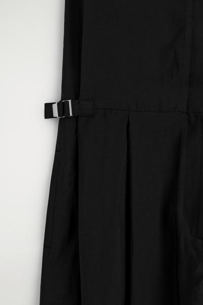 COS ショールカラー ユーティリティ ジャンプスーツ