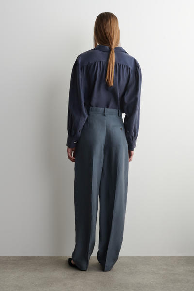 COS シワ加工シルク ストレートパンツ