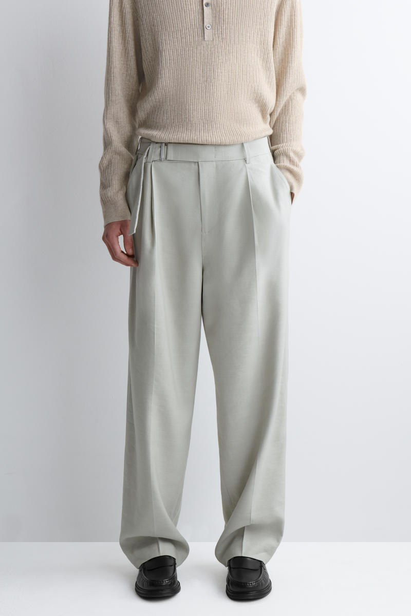 COS ベルト付き ワイドレッグパンツ  - リネンブレンド素材
