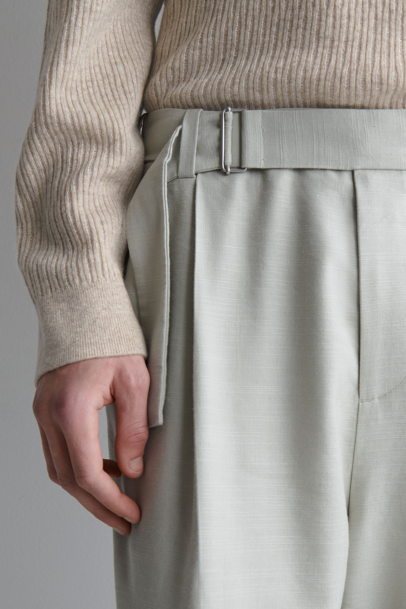 BELTED LINEN-BLEND RELAXED-FIT WIDE-LEG TROUSERS ベルト付き ワイド 