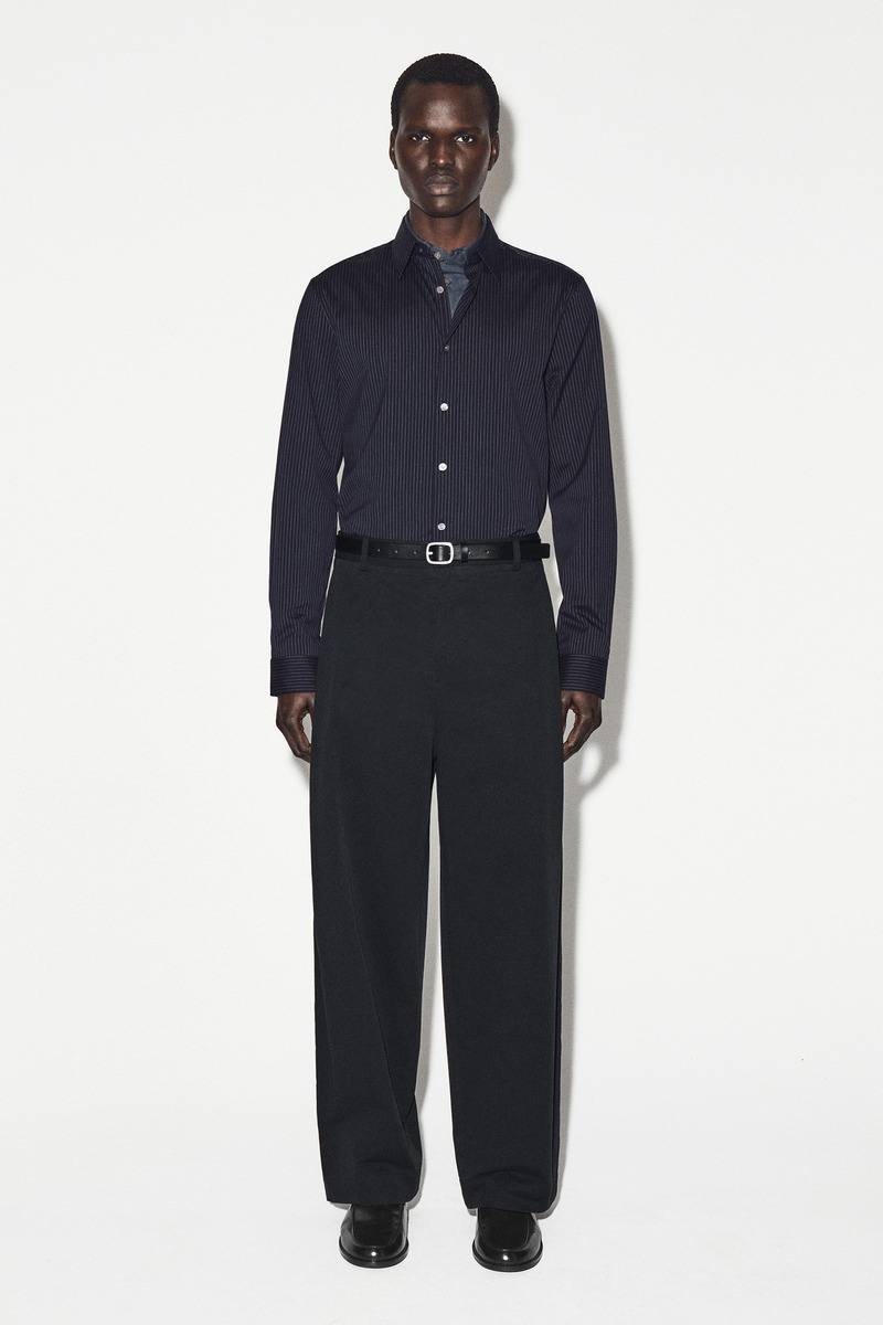 COS テーラード コットンポプリンシャツ