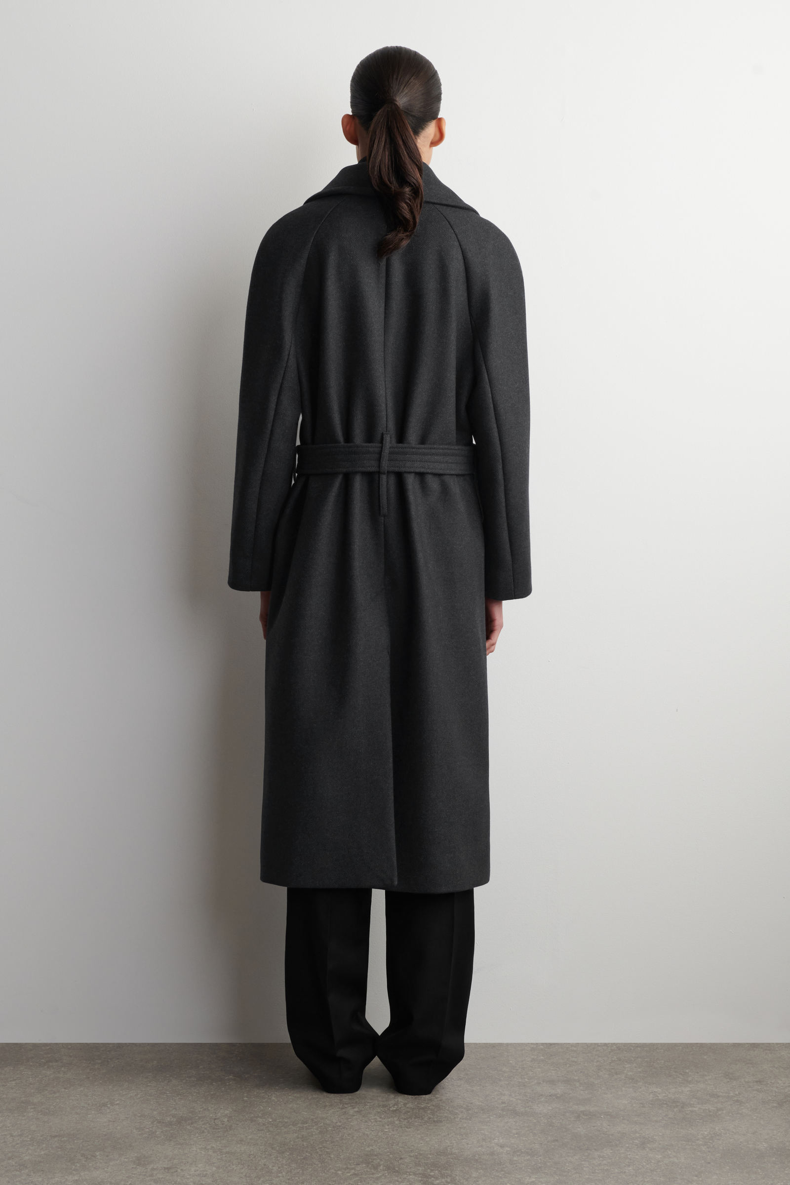 TAILORED BELTED WOOL-TWILL COAT ベルト付き テーラードウールツイル