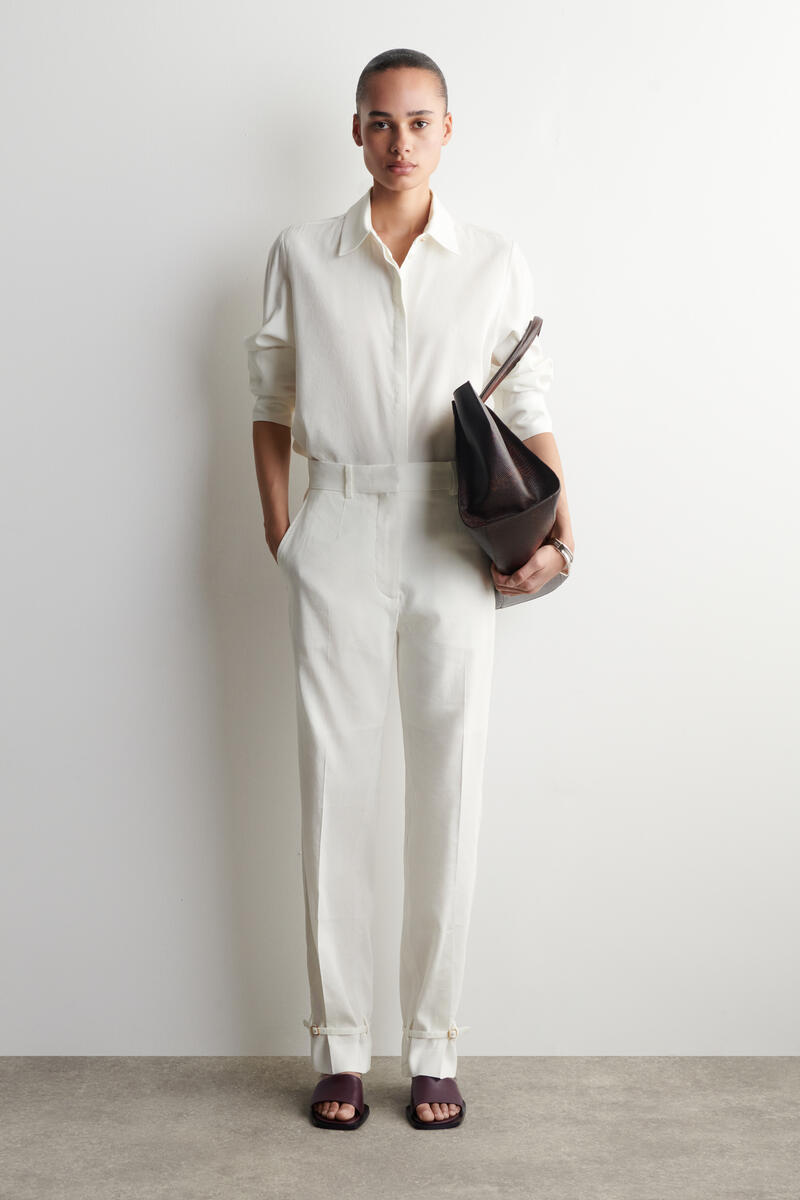 COS リネンストレートレッグパンツ