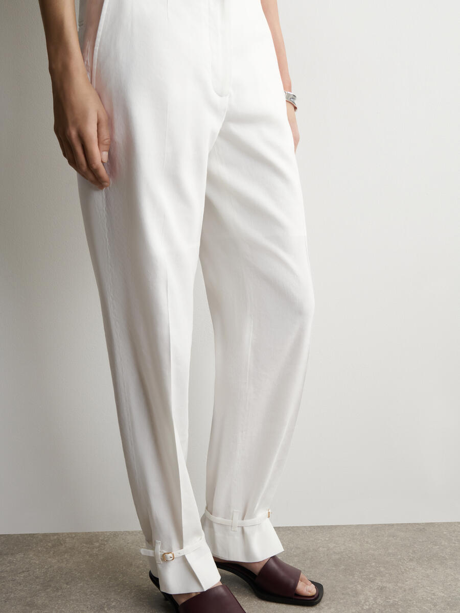 COS リネンストレートレッグパンツ