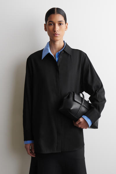 COS ロングラインリネンシャツ