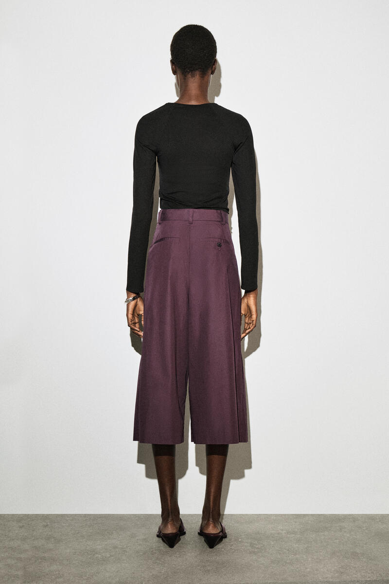 COS プリーツ入り コットンキュロット