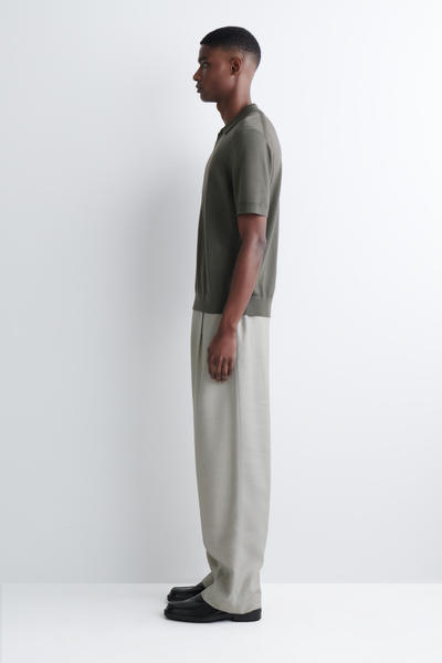 COS メリノウール オープンカラー  スリムポロシャツ