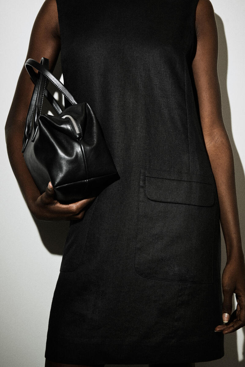 COS リネンミニシフトドレス