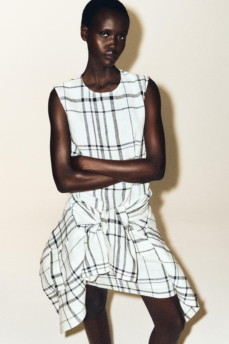 COS リネンミニシフトドレス