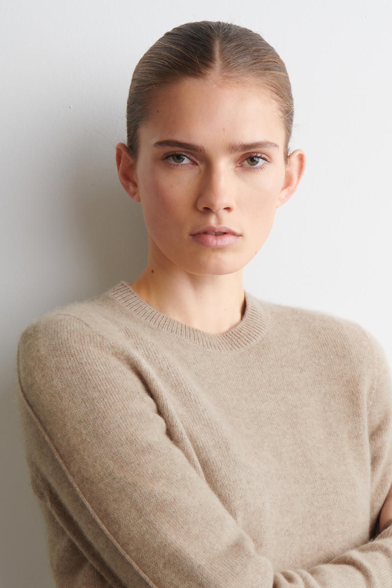 COS カシミヤクルー ネックセーター