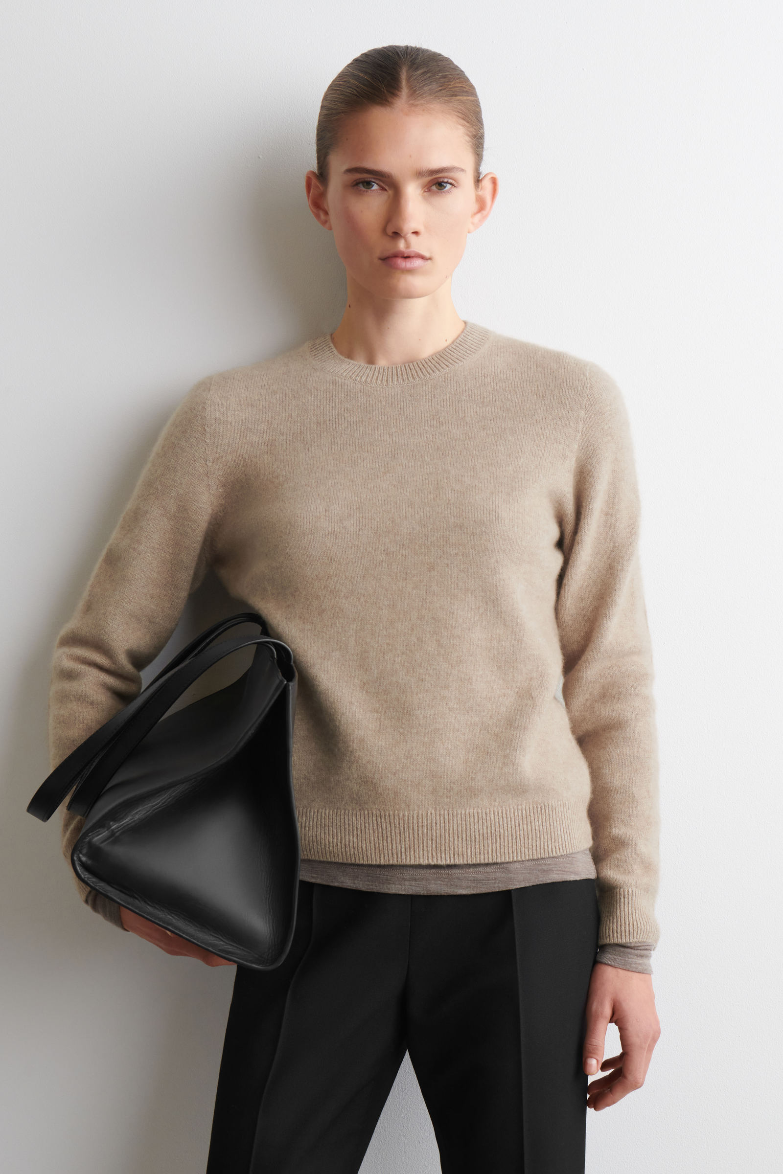 CASHMERE CREW-NECK JUMPER カシミヤクルー ネックセーター ベージュ