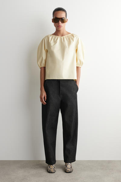 COS ギャザード パフスリーブブラウス