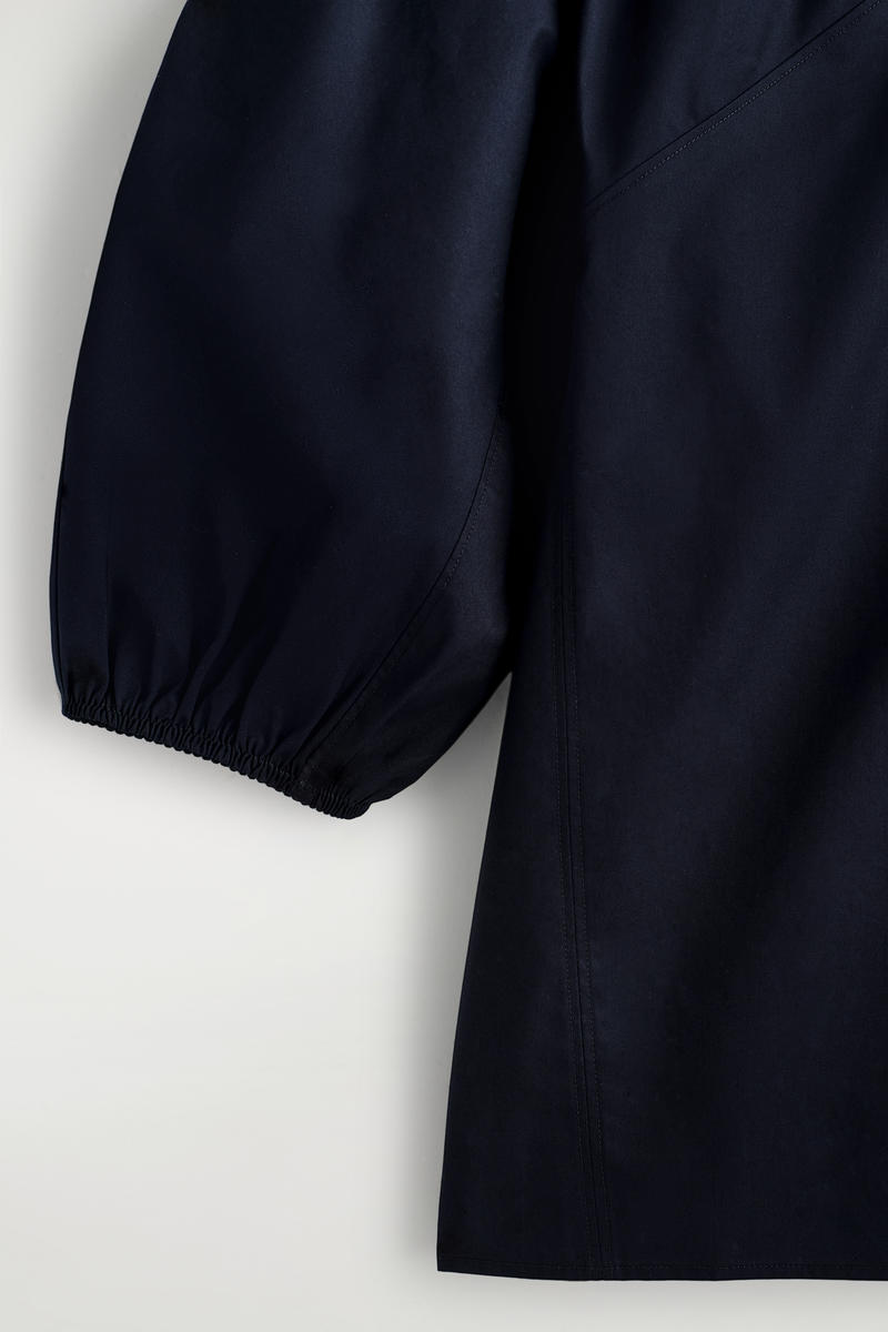 COS ギャザード パフスリーブブラウス