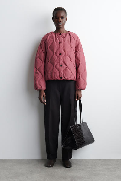 COS ギャザー入り キルティングダウンジャケット