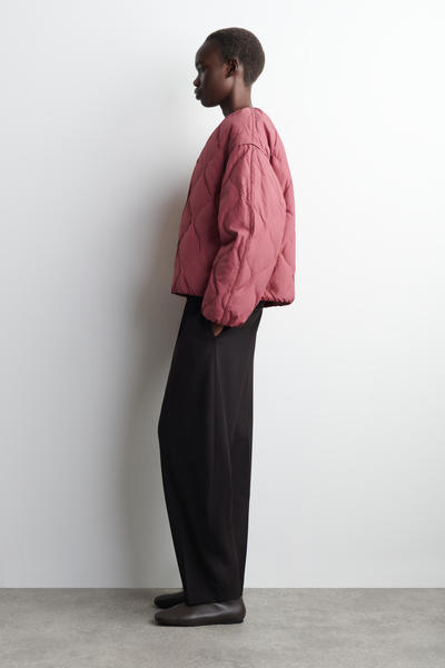 COS ギャザー入り キルティングダウンジャケット